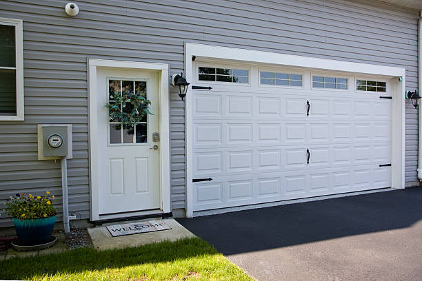 24/7 Emergency Garage Door Panel Replacement experts in Puhi, HI